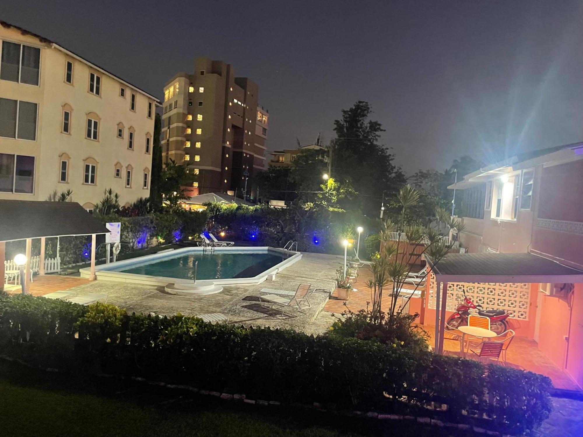 The Monteray Hotel Κράιστ Τσερτς Εξωτερικό φωτογραφία