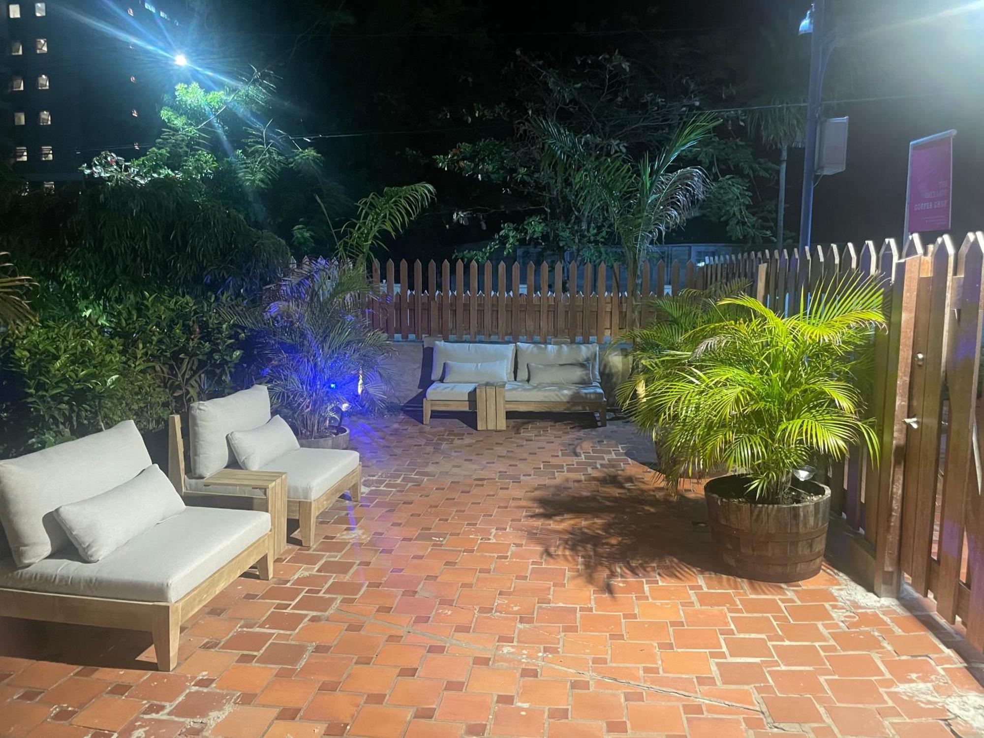 The Monteray Hotel Κράιστ Τσερτς Εξωτερικό φωτογραφία